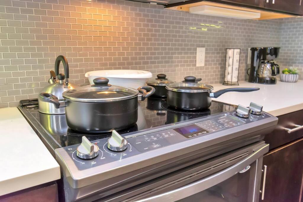 Penthouse Cool-Oasis-In-Houston-Rental Car Available-View-Great-Sleep Dış mekan fotoğraf